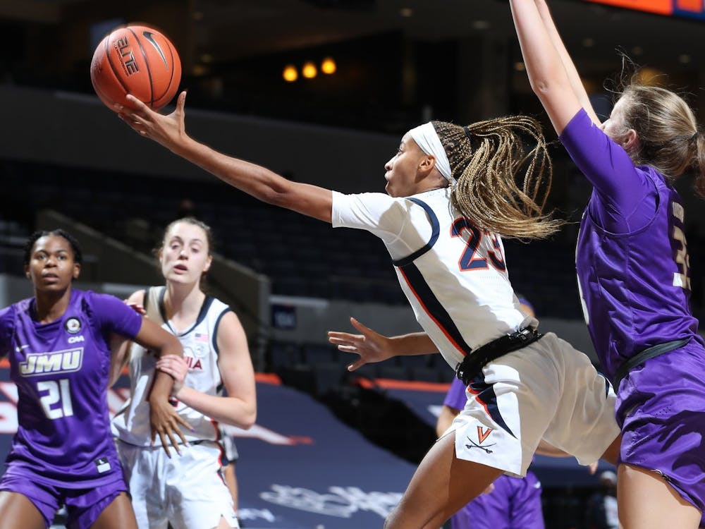 Amandine Toi led the Cavaliers with a career-high 17 points which included three three-pointers.