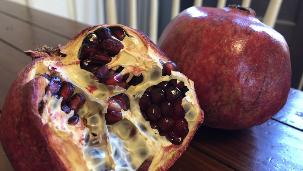 &nbsp;Pomegranates are grown all over the world in warm, dry climates like the Meditteranean, Middle East and parts of Asia.&nbsp;