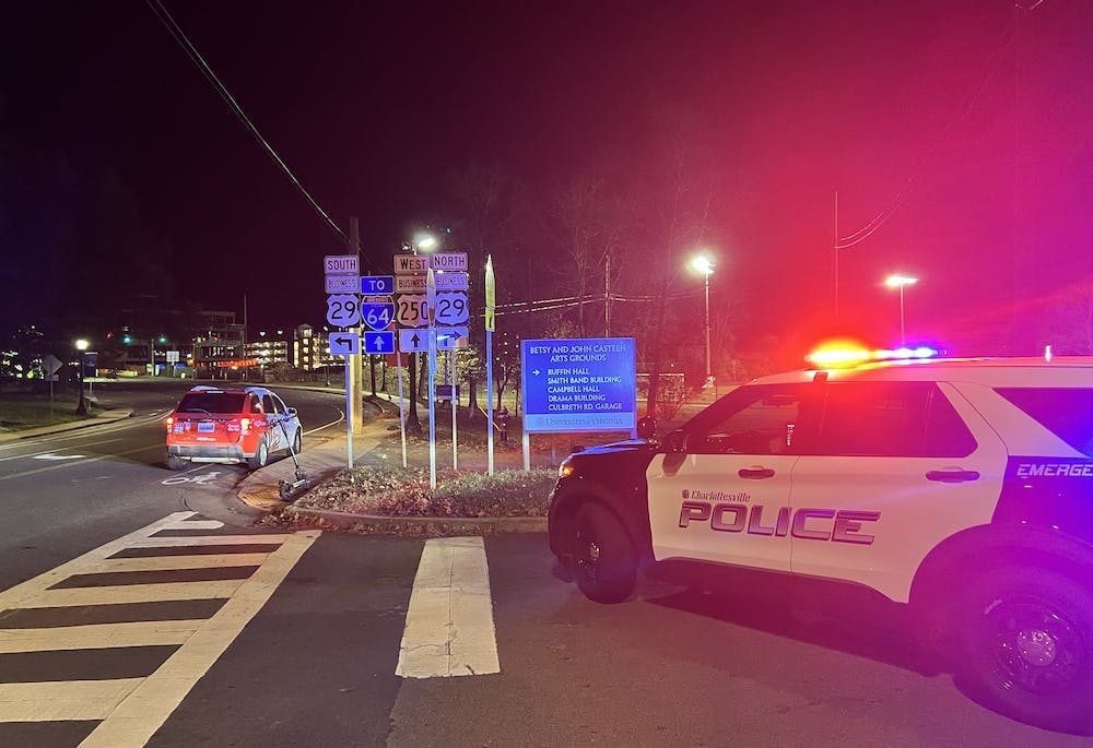 警方表示Jones持有武器且十分危险。