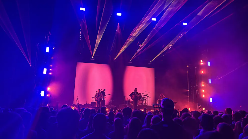 Throughout the performance, the crowd buzzed with energy — clapping along to songs, screaming lyrics, holding up signs and flashlights and doing plenty of dancing.