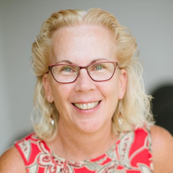 This semester, College Dean Rachel Most and Associate Vice President of Career and Professional Development Everette Fortner are teaching a fourth-year class focused on the job search process.