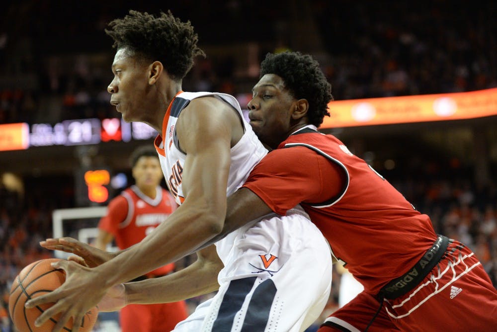 <p>Virginia redshirt freshman guard De’Andre Hunter scored 15 points off the bench this past weekend against Syracuse.</p>
