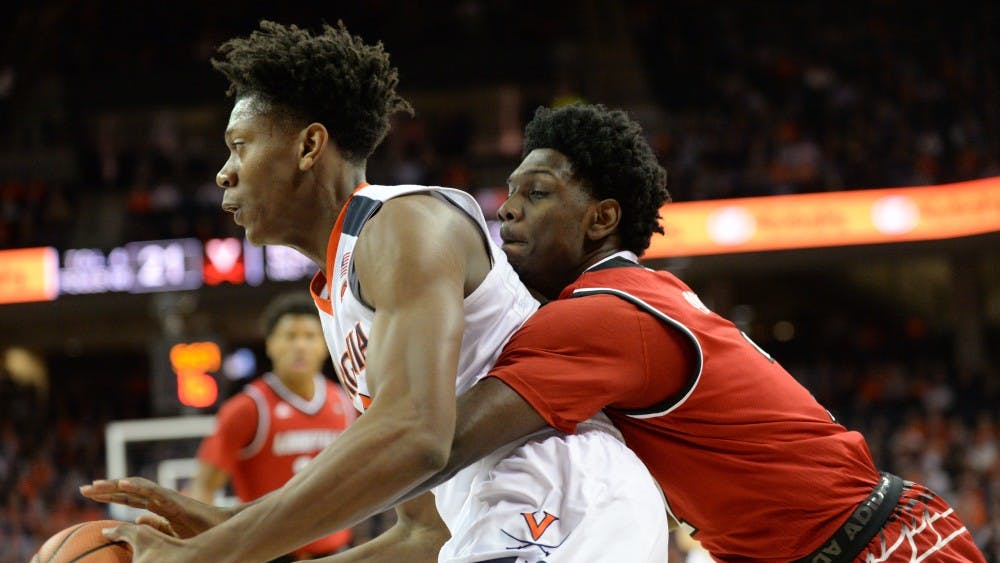 Virginia redshirt freshman guard De’Andre Hunter scored 15 points off the bench this past weekend against Syracuse.