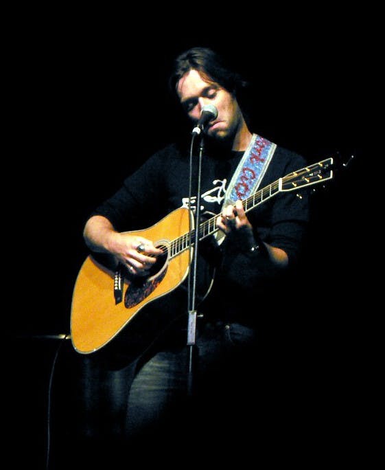 Aside from a few off-color and out-of-place political comments, Rufus Wainwright's Dec. 10 show at the Paramount Theater was a mostly successful retrospective on the artist's 20-year career.