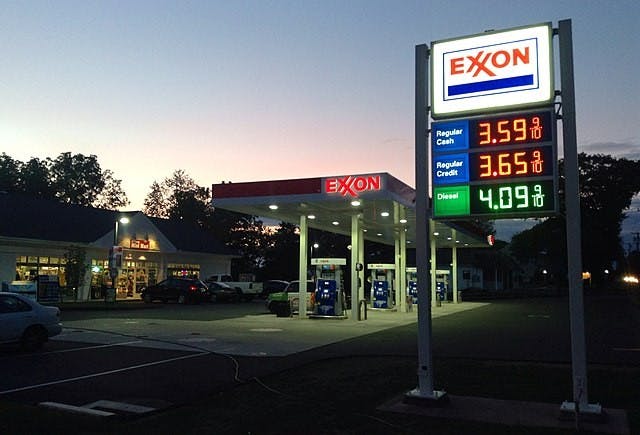 We must ask ourselves who we want owning shares in fossil fuel companies, particularly in relation to voting forums on climate change.