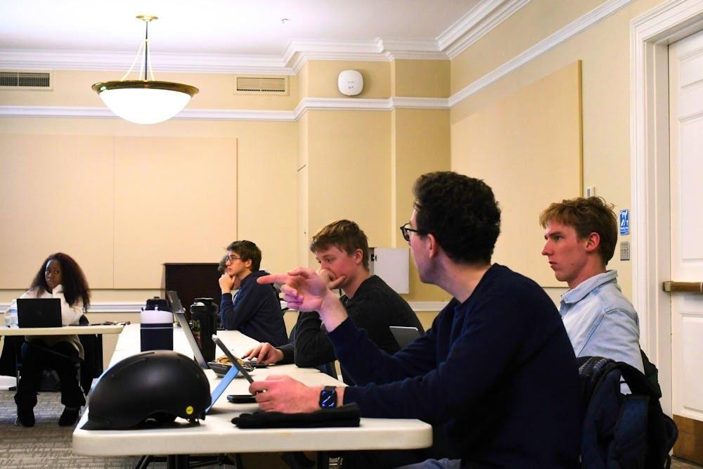 Reunión del Consejo Estudiantil, fotografiada el 24 de febrero de 2026.