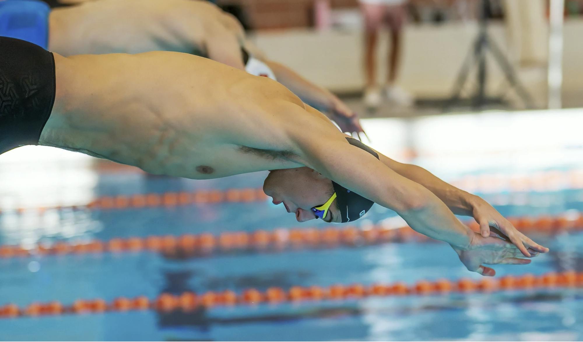The women dominated, while the men lost sans-diving.