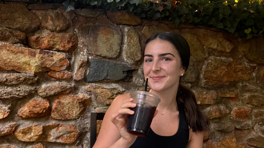 Isabella's blog-style Instagram account @MealswithMolls, has garnered over 8,000 followers.