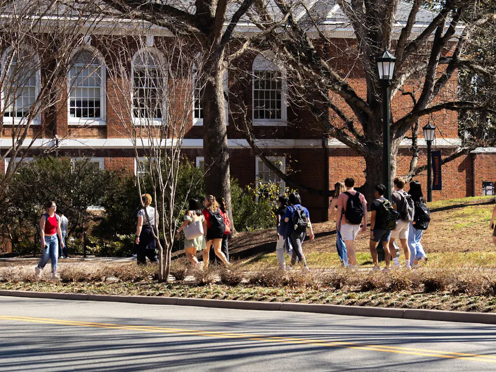 Students walking along McCormick Rd.