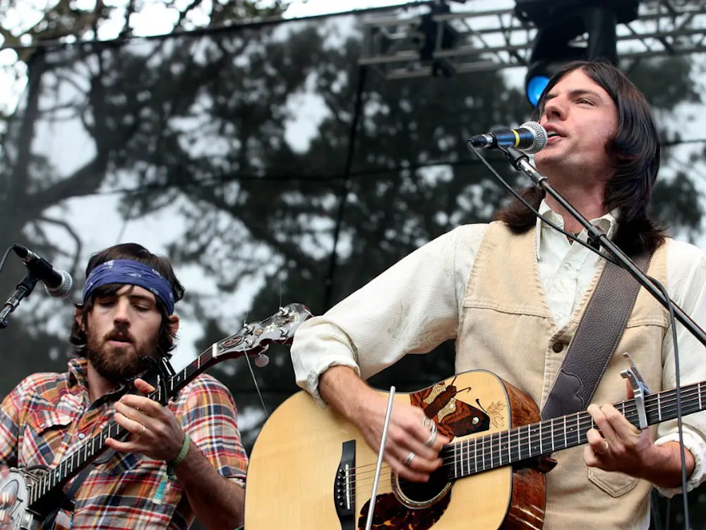 The Avett Brothers recently released their new single "Ain't no Man."