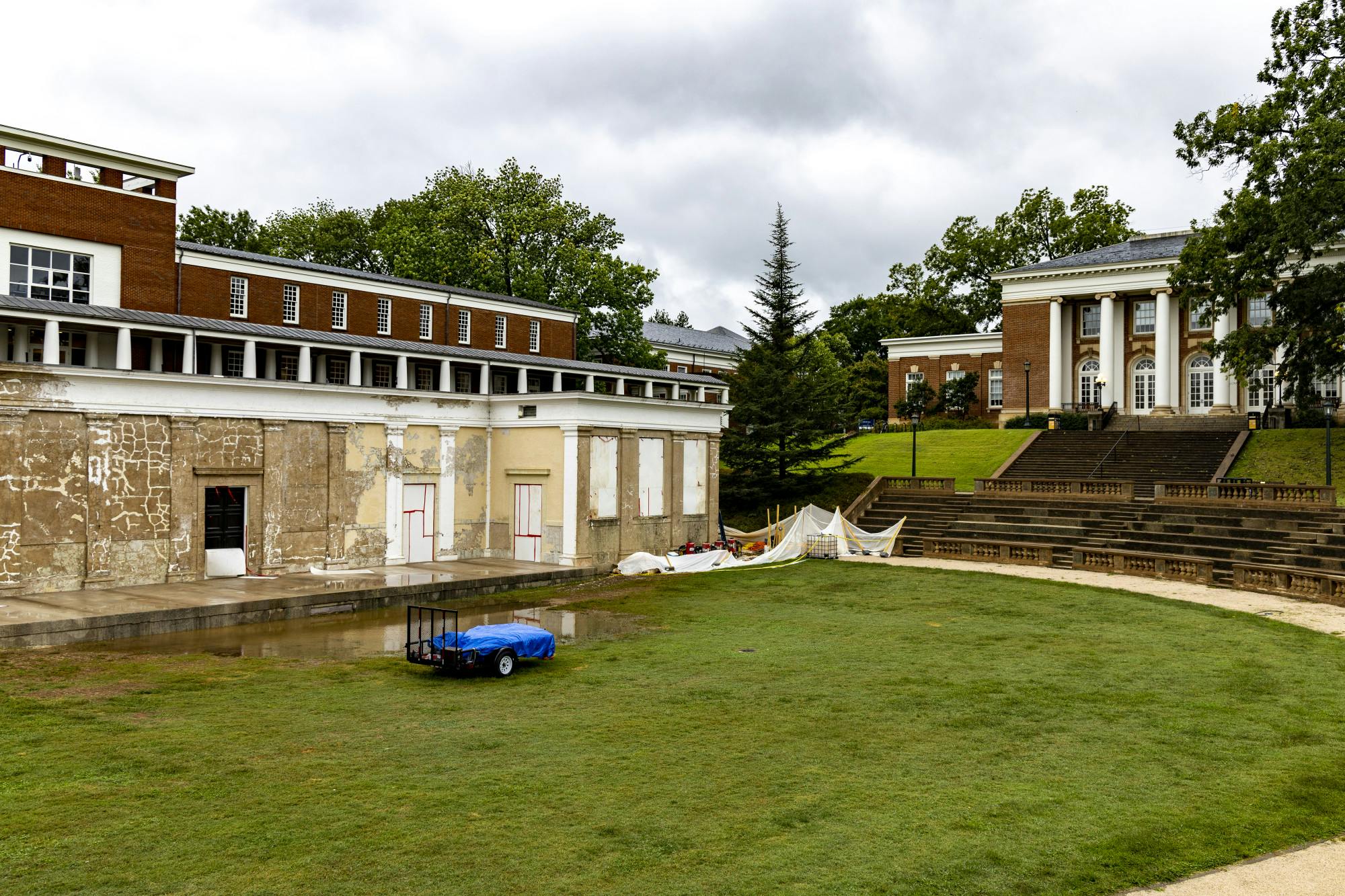 The front stage and the area directly in front of it are closed to student use, but the larger amphitheater area and seating is open to students.