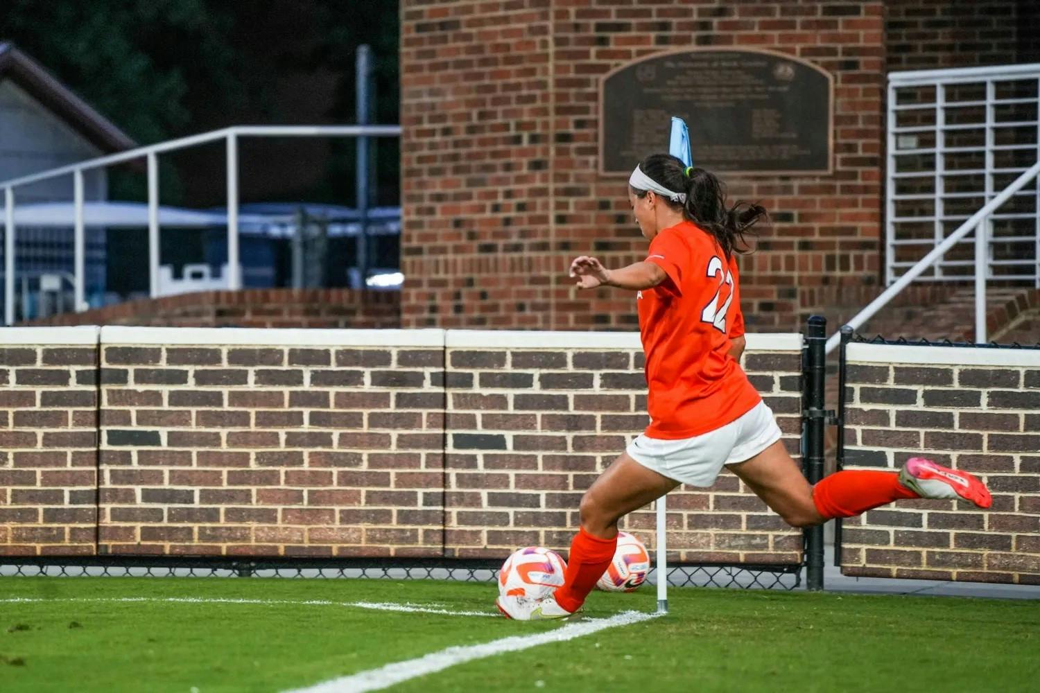 Junior midfielder Lia Godfrey scored the only goal of the match, but it was enough to push the Cavaliers past the Blue Devils.