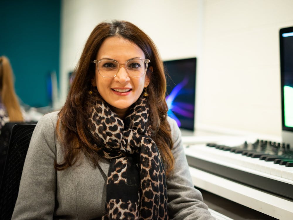 Using a technique known as 360 degree filmmaking, Professor Mona Kasra works to explore the possibilities of immersive media. 