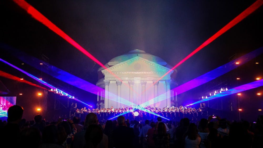 <p>The event featured animated projections on the Rotunda.&nbsp;</p>