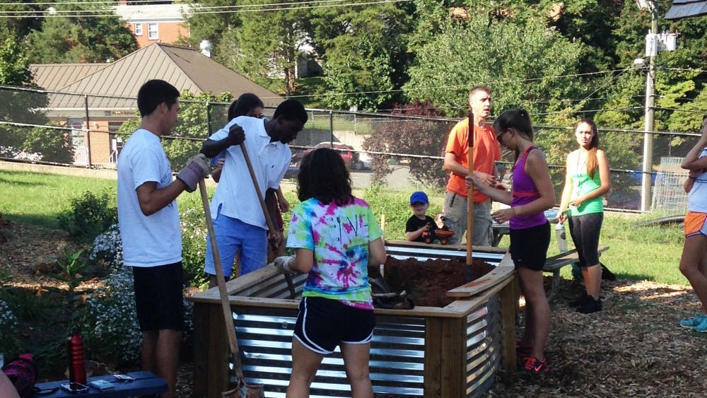 	The University&#8217;s Orientation and New Students Program sponsors Project SERVE as a way for first years to meet new people and get involved in the surrounding community. 