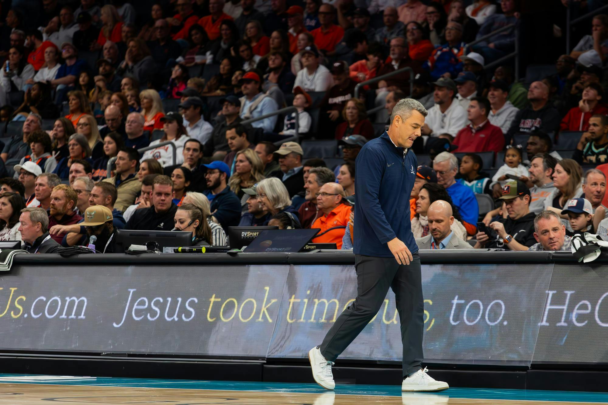 Bennett steps away from the program after 15 years at the helm.