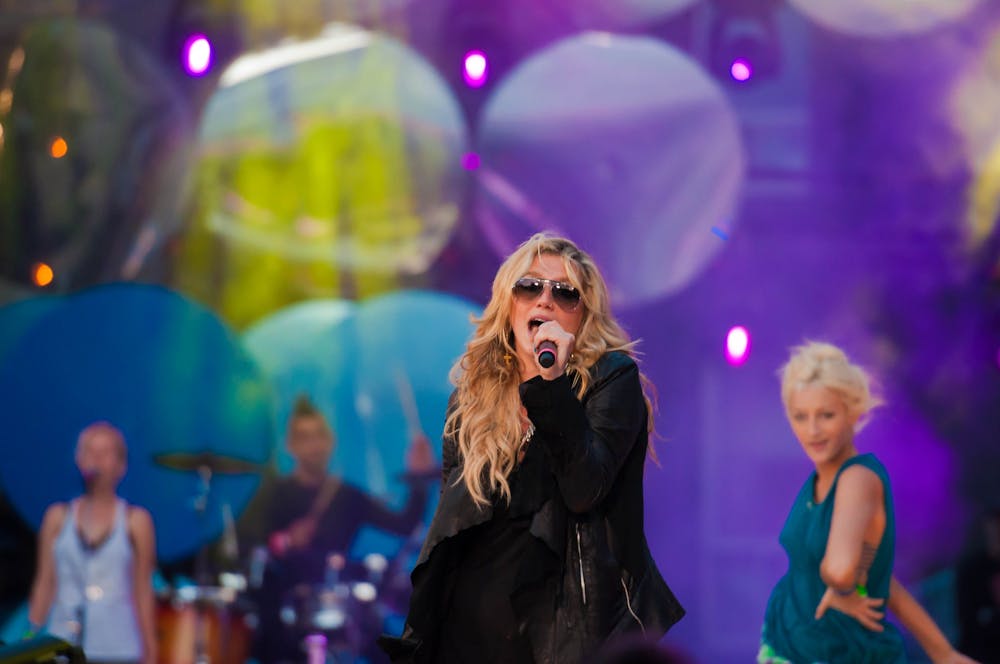 <p>Kesha performing a soundcheck at the MVA's 10 years ago.</p>