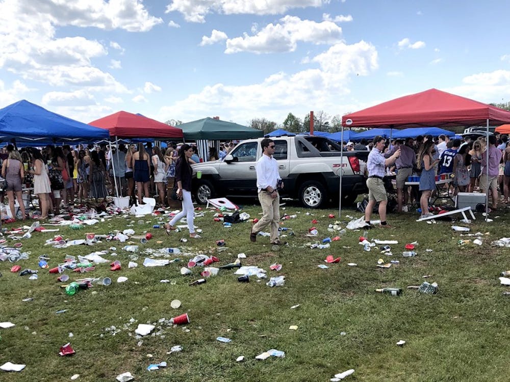 Dean Allen Groves cautioned of a “significant law enforcement presence” on roads leading to and within the grounds of Foxfield. 