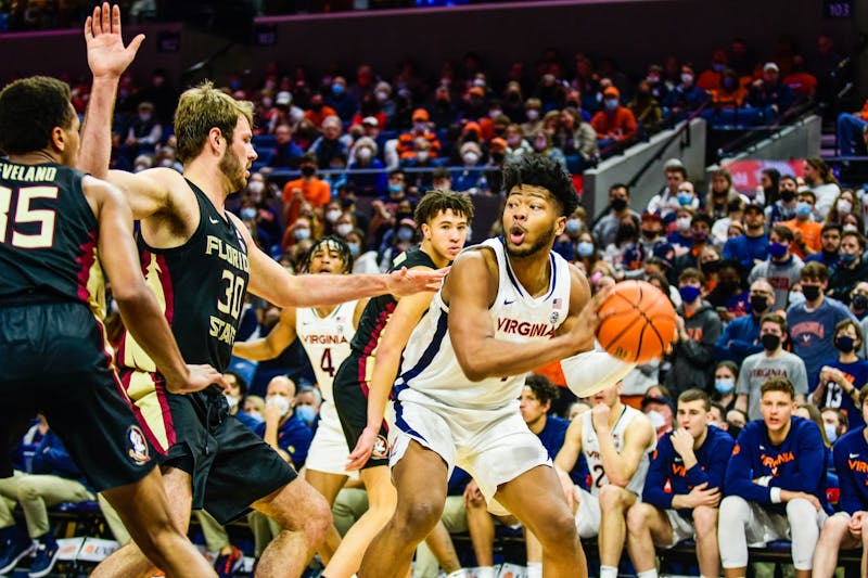 Virginia basketball falls in heartbreaking fashion on senior day to