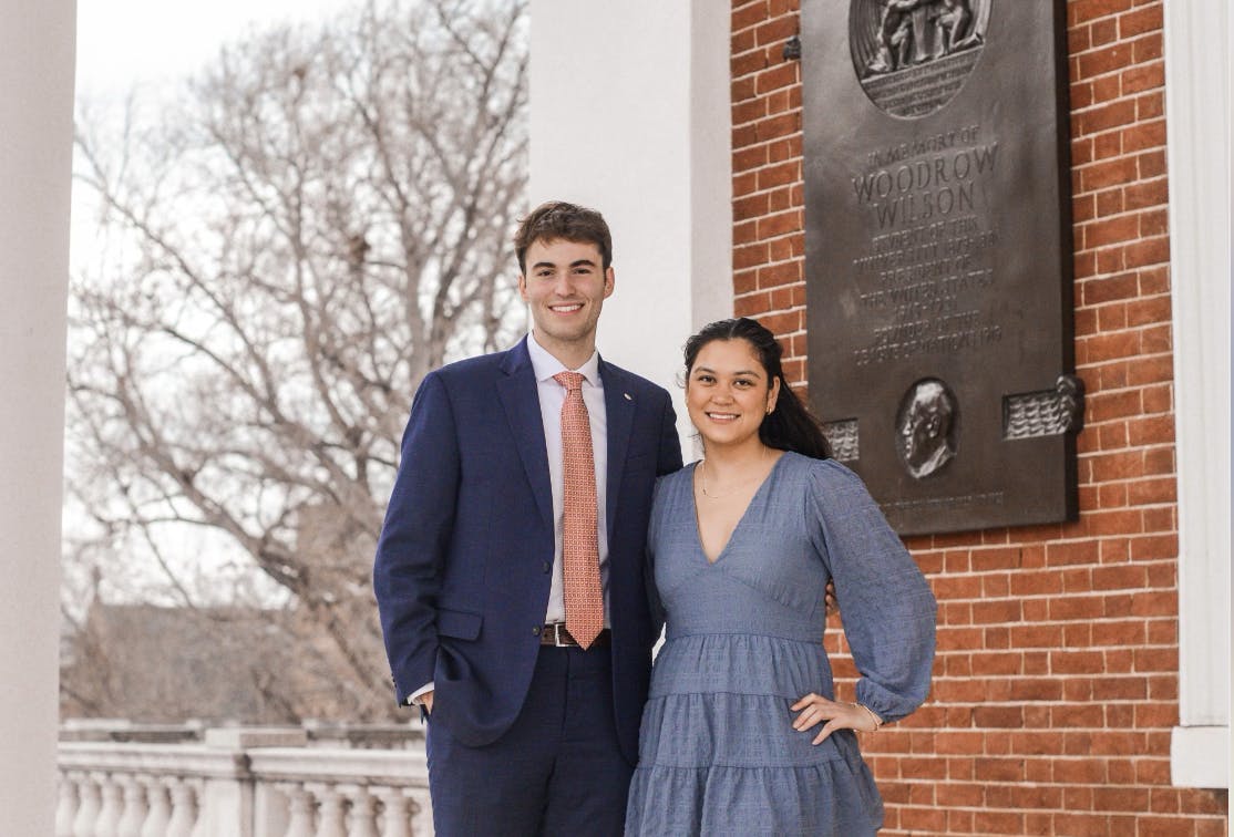 Fourth-Year Trustees flew high in a hot air balloon alongside a group of student donors last Friday to celebrate the Class of 2025 breaking the participation record for Class Giving.