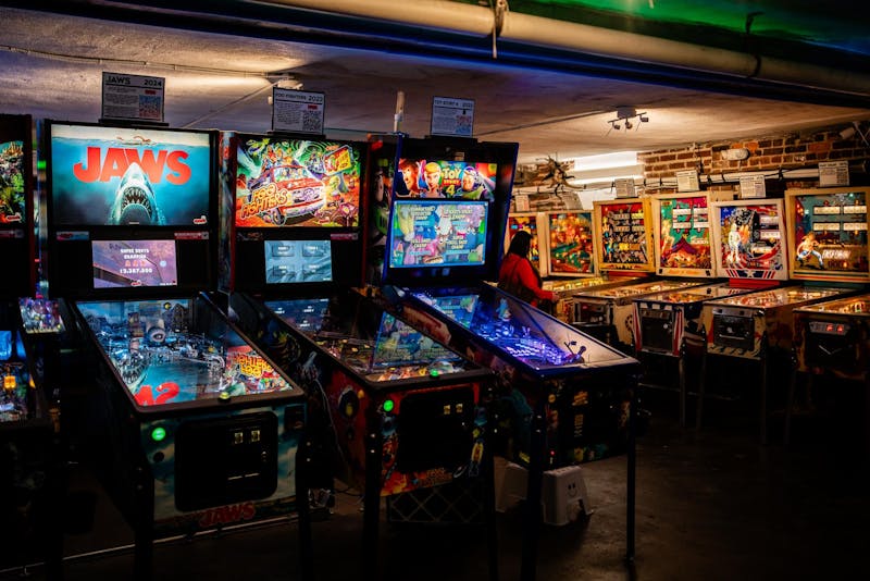 Decades Arcade brings retro gaming to new generations in an accessible way