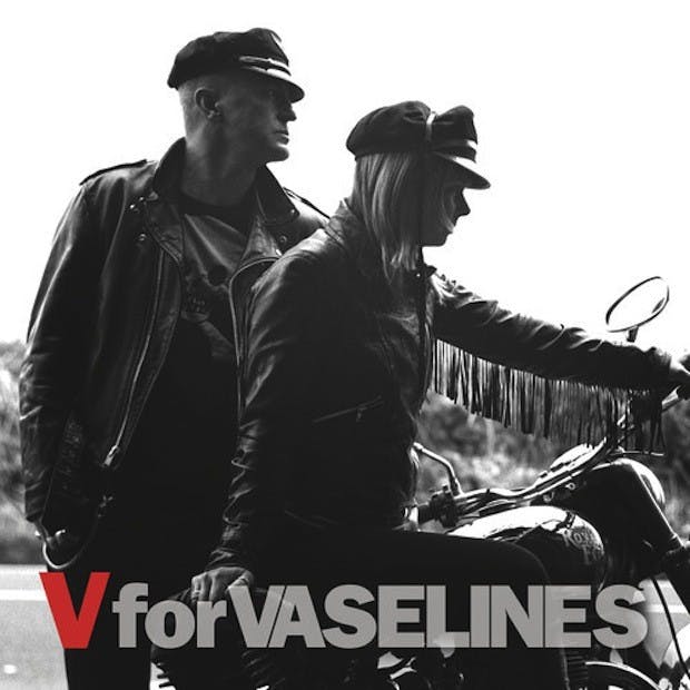 The Vaselines's latest album is safe and unimpressive. 
