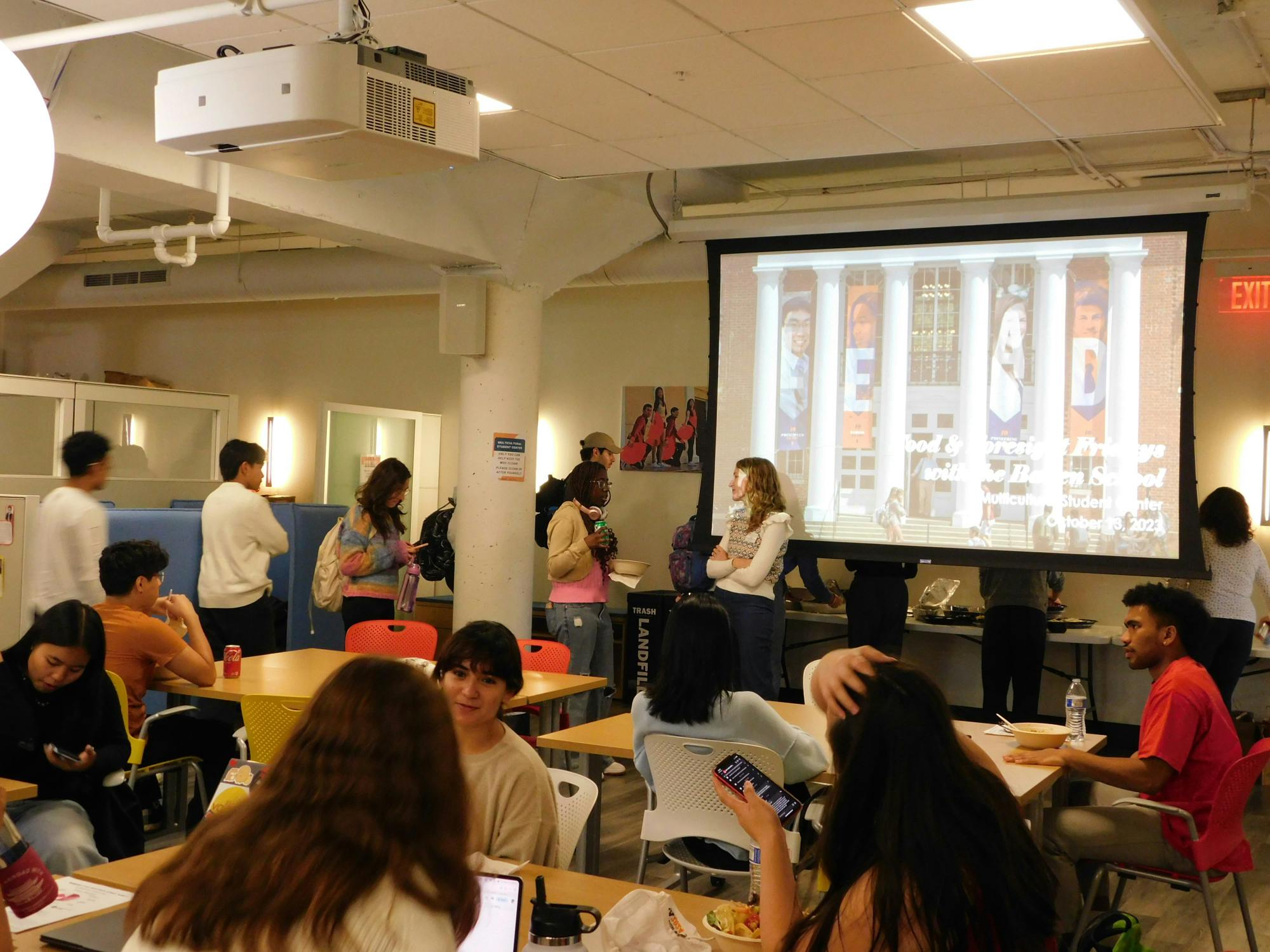 Leaders of Public Service Week encourage students to explore various ways of engaging in public service, such as direct service opportunities, community engagement classes and service-learning experiences.&nbsp;