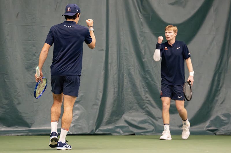 No. 1 Virginia surges into ITA Indoor semifinals after sweep and comeback win