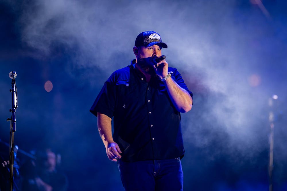 lukecombs-22