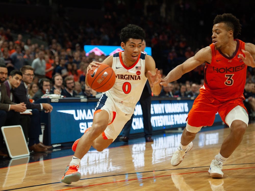 Men S Basketball Holds Off Virginia Tech 56 53 The Cavalier