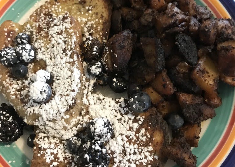 The Pigeon Hole french toast was crispy on the outside and moist but not soggy on the inside.&nbsp;