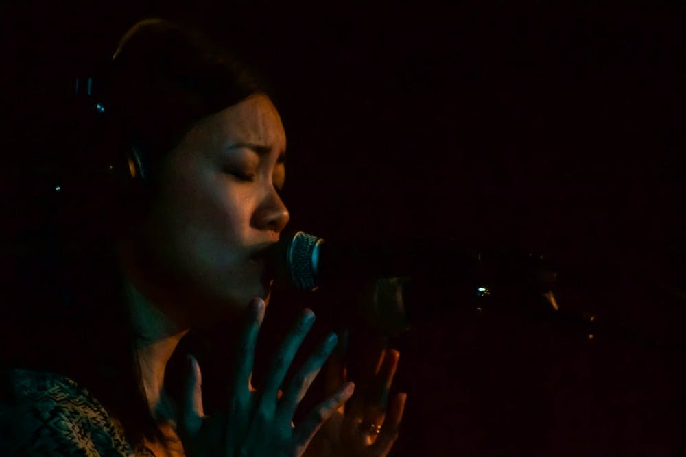 A mellow cover of Imagine Dragons' 'Radioactive' showed off Kawehi's impressive range.