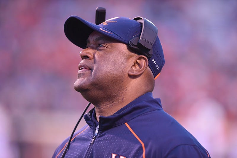 Coach Mike London and the Virginia football team hardly profit from disrespectful fan behavior, columnist Matt Comey writes. 