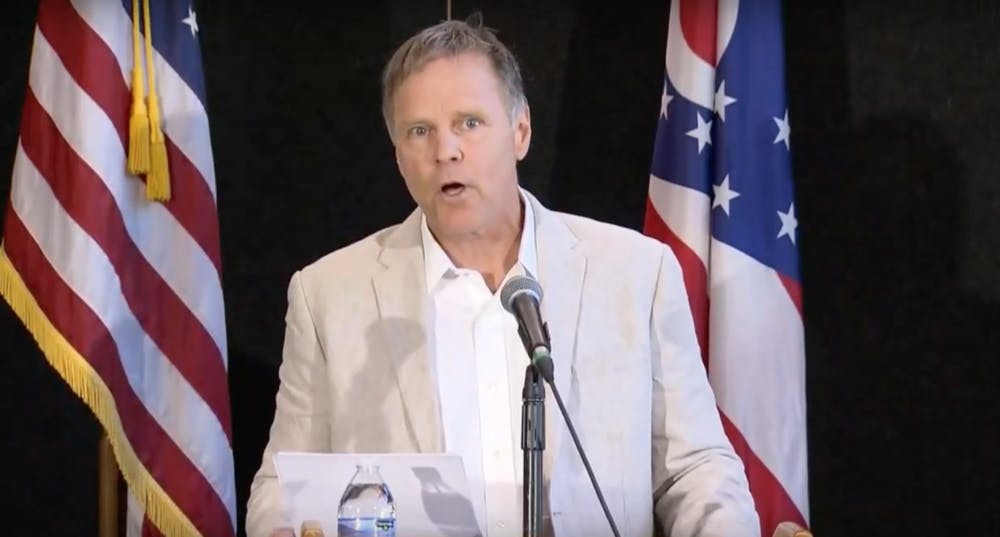 <p>At the press conference, Fred Warmbier wore the same white jacket his son, Otto Warmbier, wore when he confessed in February 2016 to attempting to take a political banner from the Yanggakdo International Hotel.&nbsp;</p>