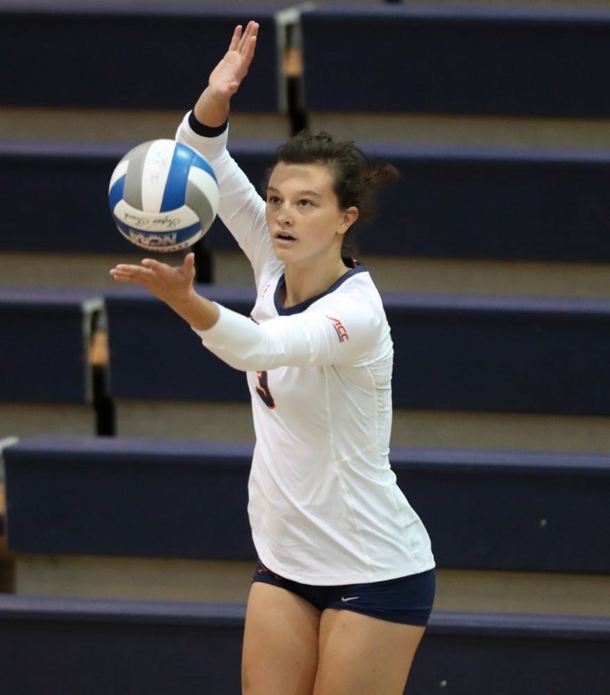 Senior libero Kelsey Miller recorded double-digit digs in every game this weekend.