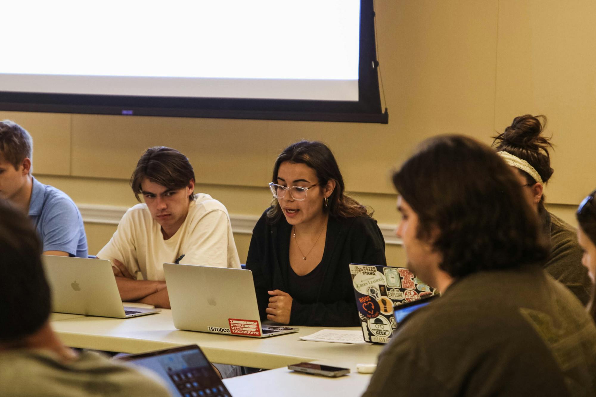 In the administrative reports section of the meeting, Mendoza Gonzalez, president and third-year Batten student, presented on several current efforts being led by the executive board. 