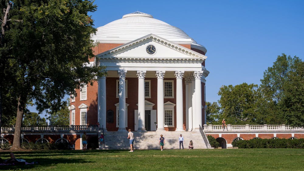 Community members enjoy pleasant weather on the Lawn Sept. 30, 2025.