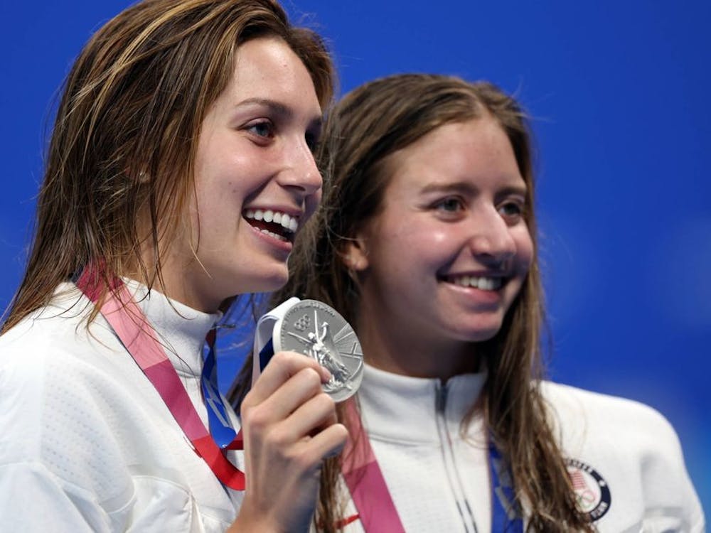 Rising sophomore Alex Walsh (left) and rising junior Kate Douglass (right) won the silver and bronze, respectively, in the 200-meter individual medley. 