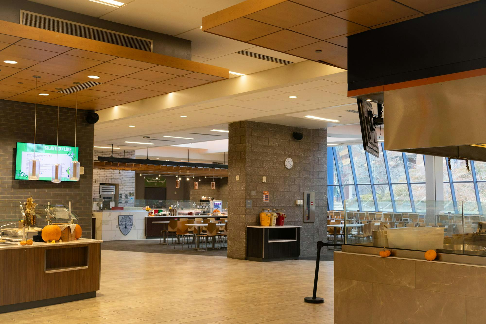 Dining halls and restaurants on the Corner close early, leaving students without access to reliable food options when they may need them most.