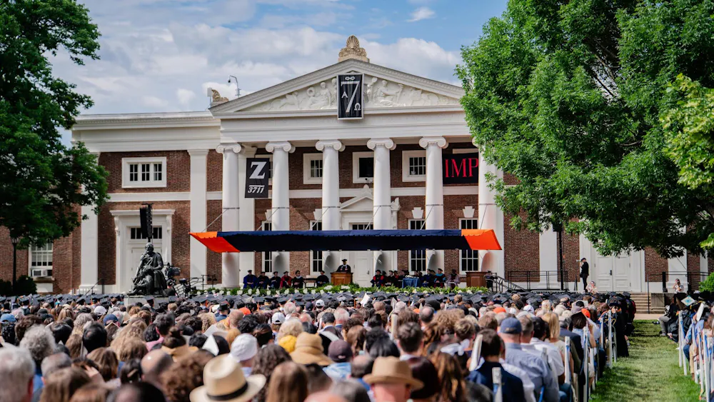La ceremonia de graduación de U.Va., fotografiada el 18 de mayo de 2025.
