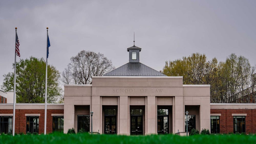 Mahoney joined the University Law School faculty in 1990 and served as academic associate dean of the School of Law from 1999 to 2004.