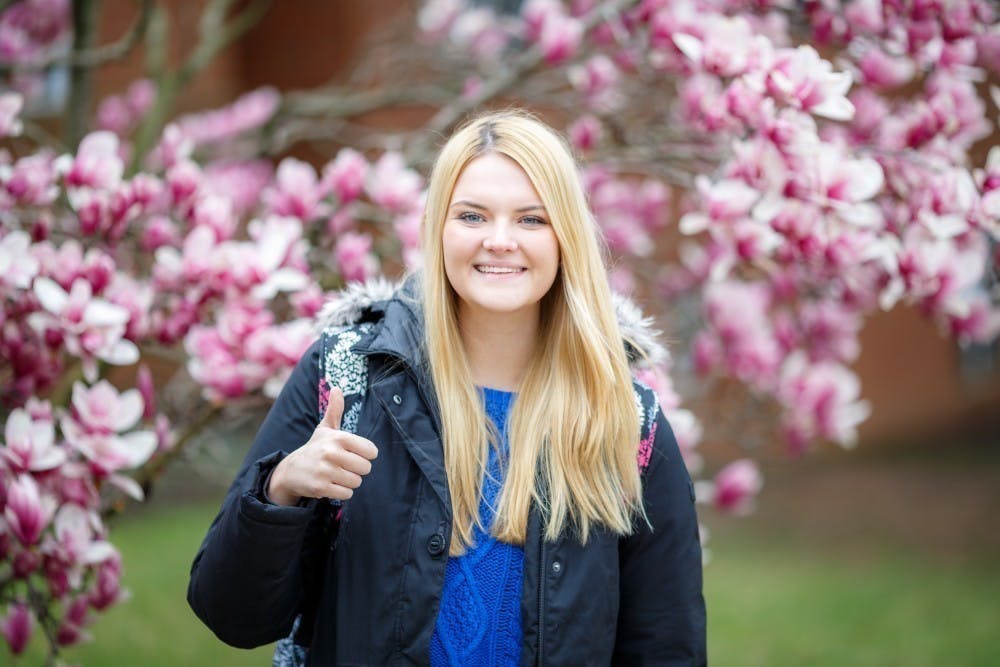 幽默专栏作者Katie McCracke教你如何在不够格的情况下搞定实习机会