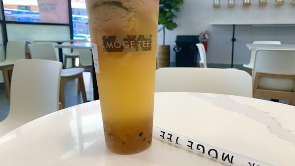 Unlike any other bubble tea places I have been to, Moge Tee stands out for its specialization in a cheese foam fruit tea.