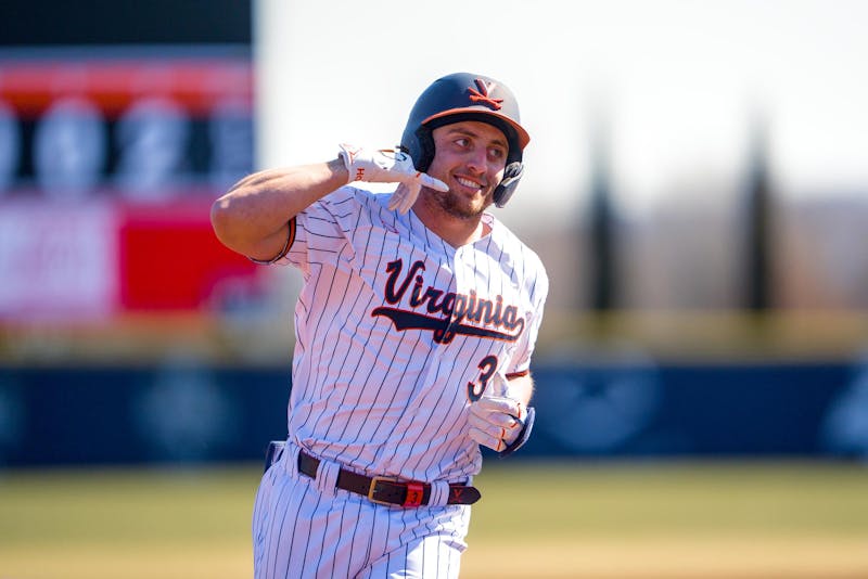 Virginia completes series sweep in dominant doubleheader fashion
