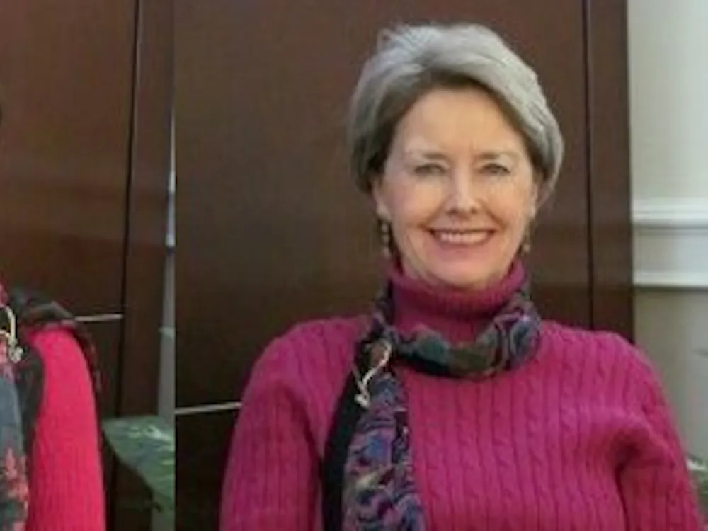 Carolyn Frey (left) and Mary Lane (right) forge a close friendship during their time at the University.