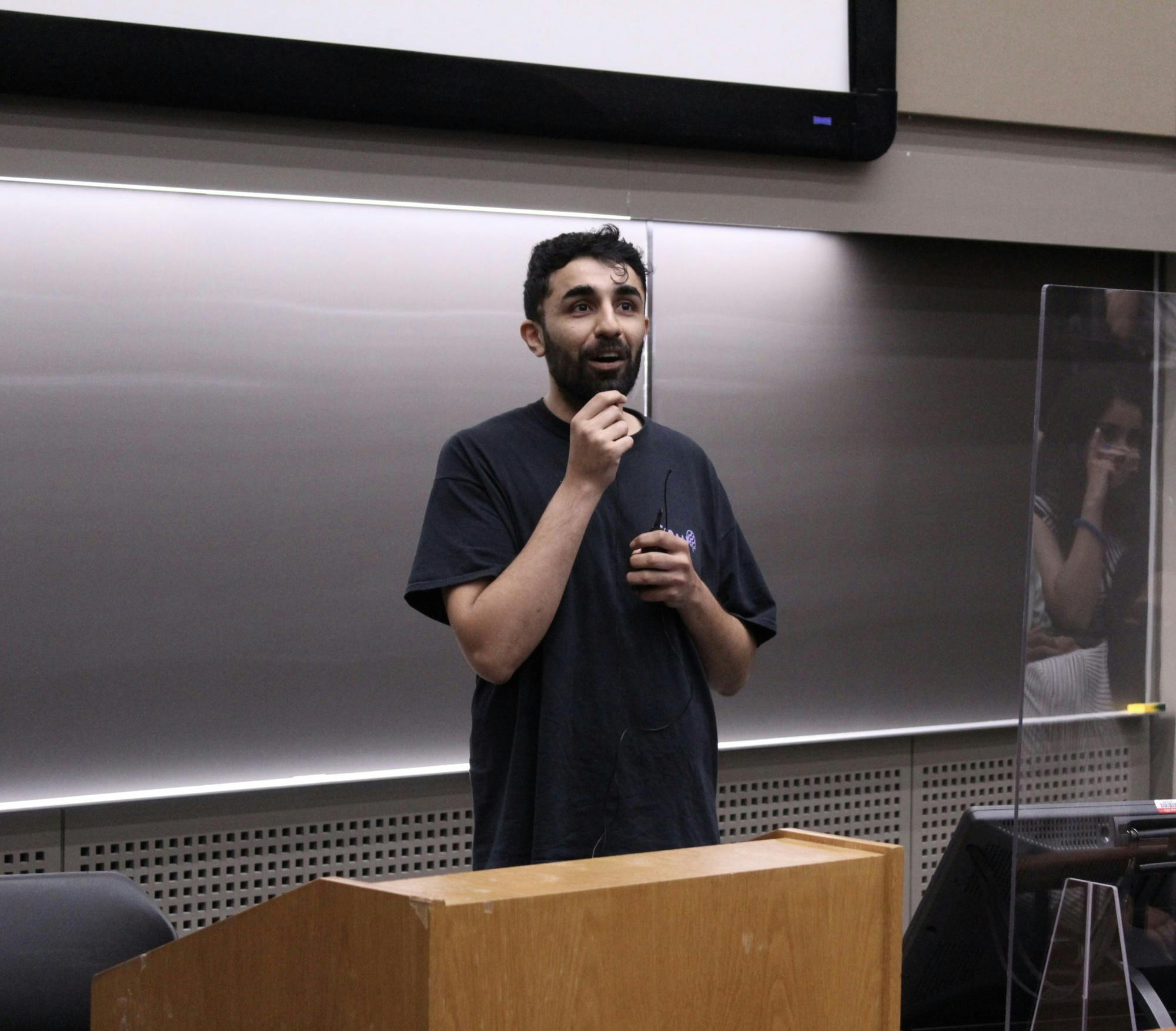 The comedian teased students in the audience, establishing memories for the entire crowd. &nbsp;
