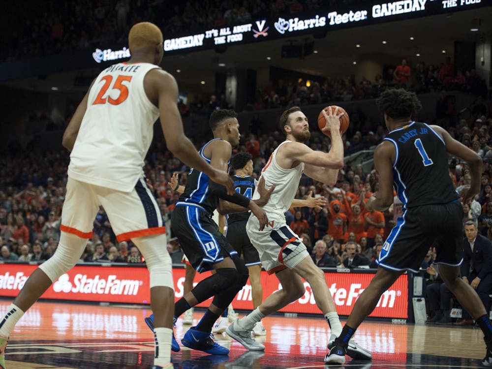 Junior forward Jay Huff and senior forward Mamadi Diakite combined for 31 points for Virginia in a low-scoring affair against ACC foe Miami.