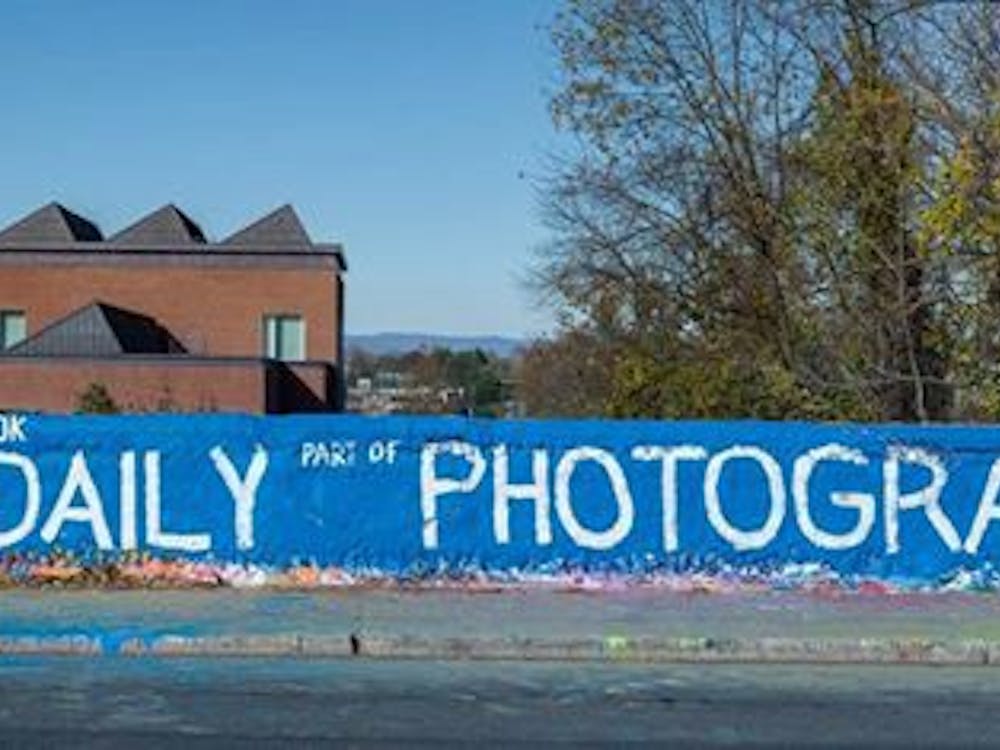 The Photography Club maintains a site that posts daily pictures of Beta Bridge.