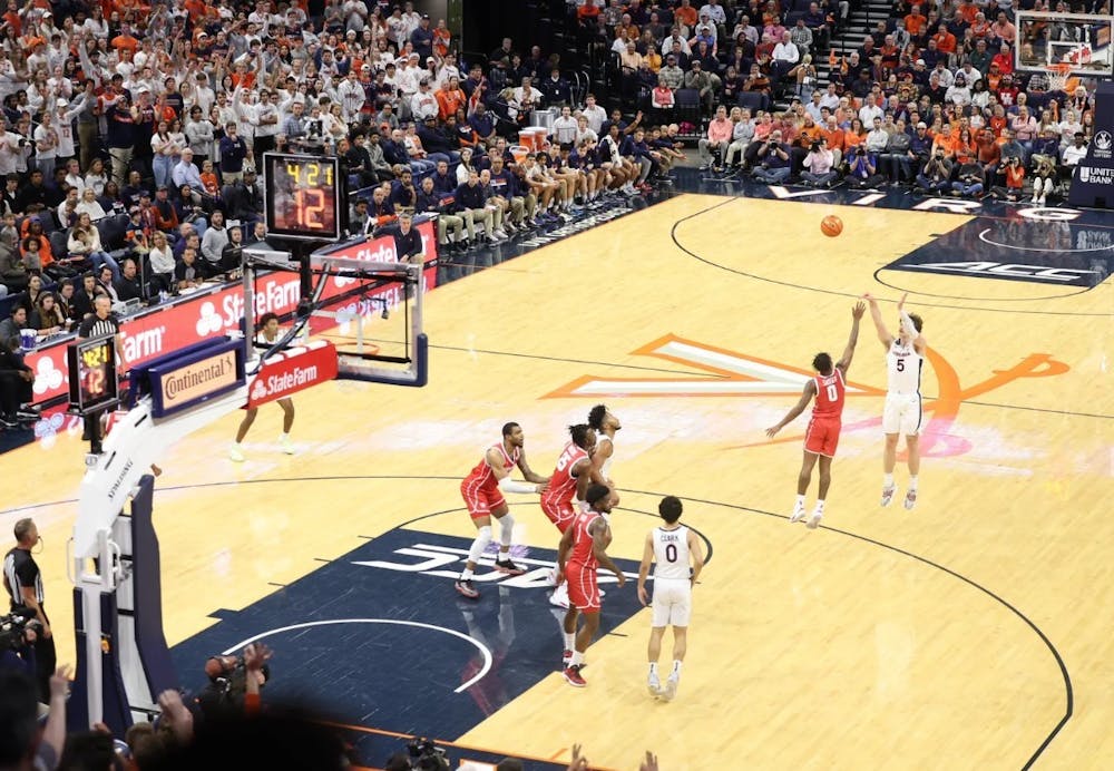 A full-capacity John Paul Jones Arena could not stop No. 5 Houston from handing the Cavaliers their first defeat of the season.
