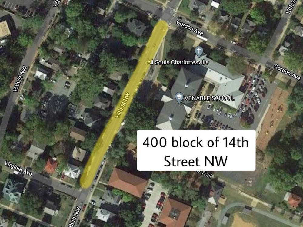 入室盗窃发生在第14街400号街区，一个住宅区。
